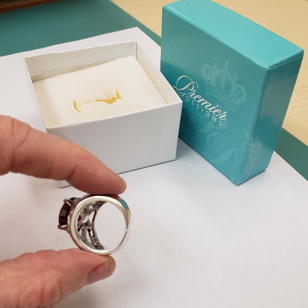 Premier Designs, NWT Large garnet stone filigree silver ring SZ 7 - Picture 10 of 12